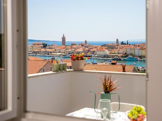 Laganini Apartman Rab Rab Town Exterior foto
