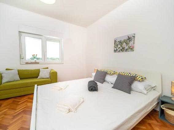 Laganini Apartman Rab Rab Town Exterior foto